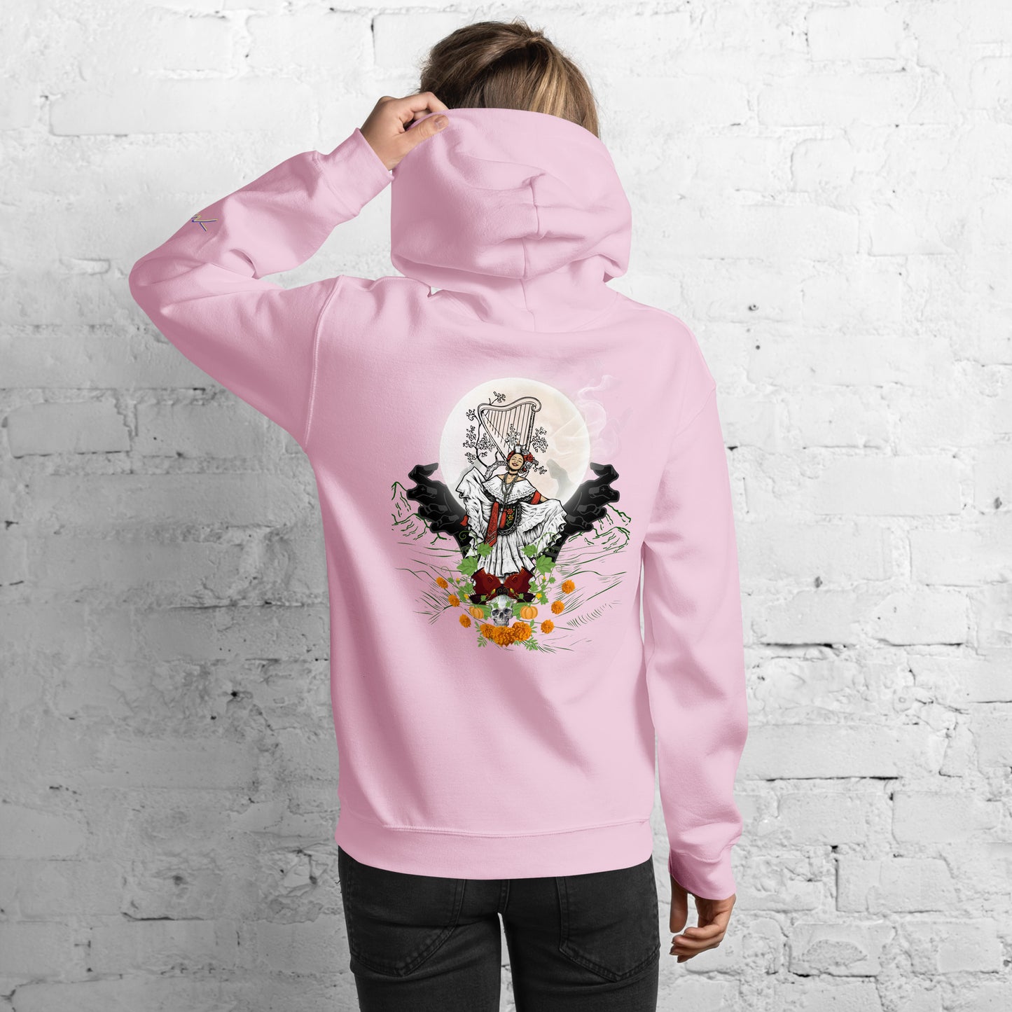 Hoodie Harmony Style: LA BRUJA - Tlen Huicani, Lino Chavez